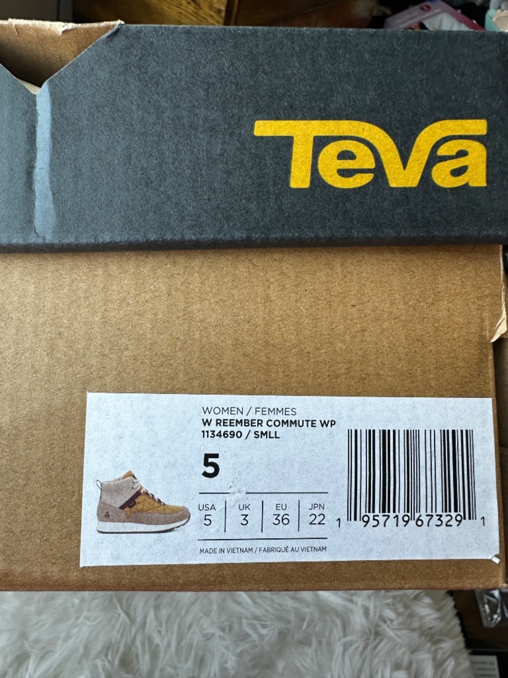 Teva Womens Reember Commute Wp Sneaker size 5 NIB - Picture 3 of 4